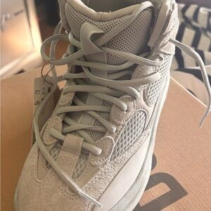 Yeezy Women's Lace Up Boots in Light Gray